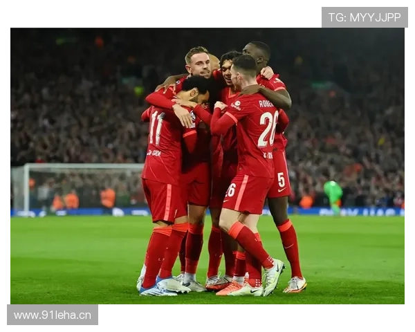 科瓦契奇高位逼抢下的出球稳定性与抗压价值解析 科瓦契奇高位逼抢下的出球稳定性与抗压价值解析