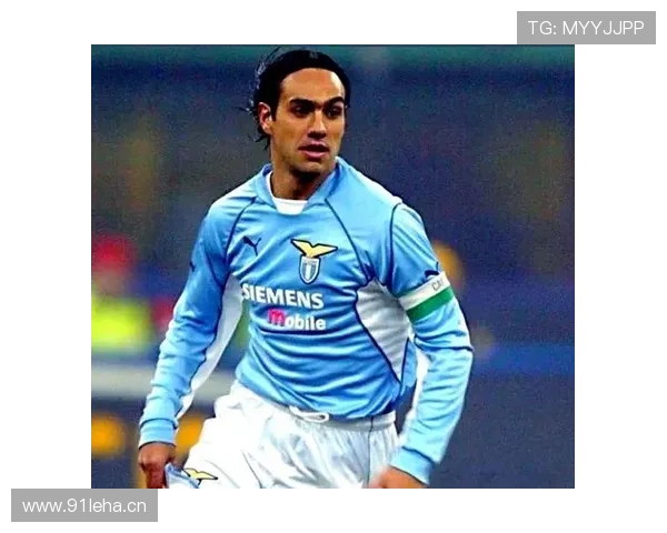 内斯塔与费迪南德:防守结构从单点覆盖转向体系协同